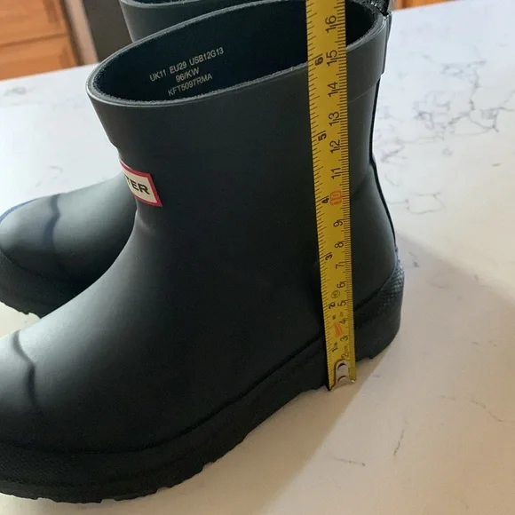 Hunter Kids Classic Black Rain Boots - Picture 7 of 7